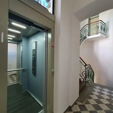 Cozy Luxury In The Center * Plzen